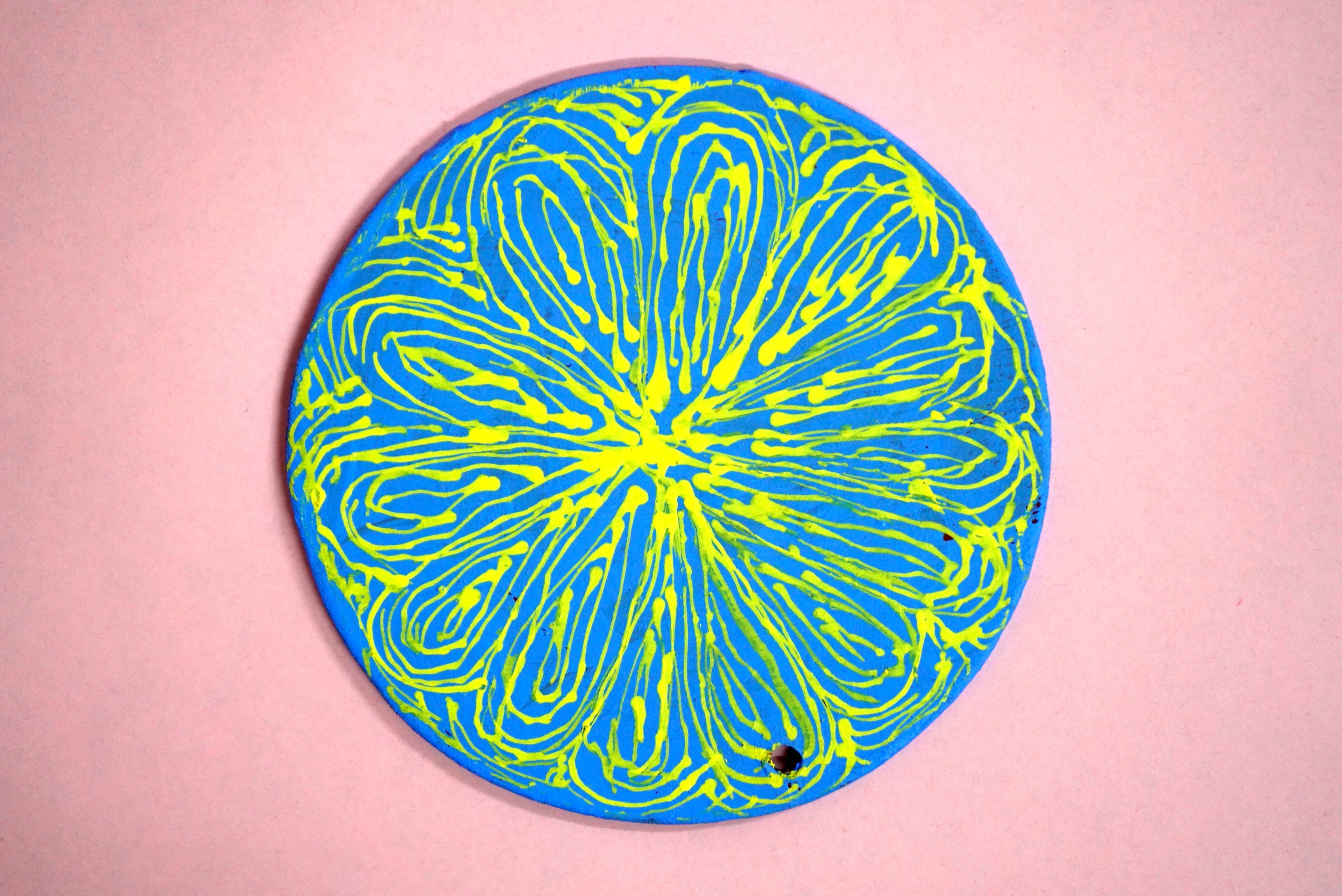 Painted object - View 5